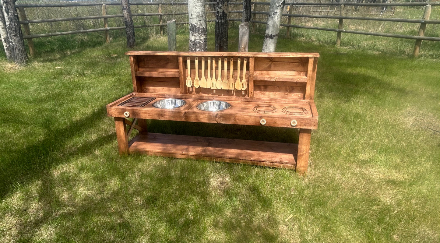 Classic - 6 ft Mud Kitchen