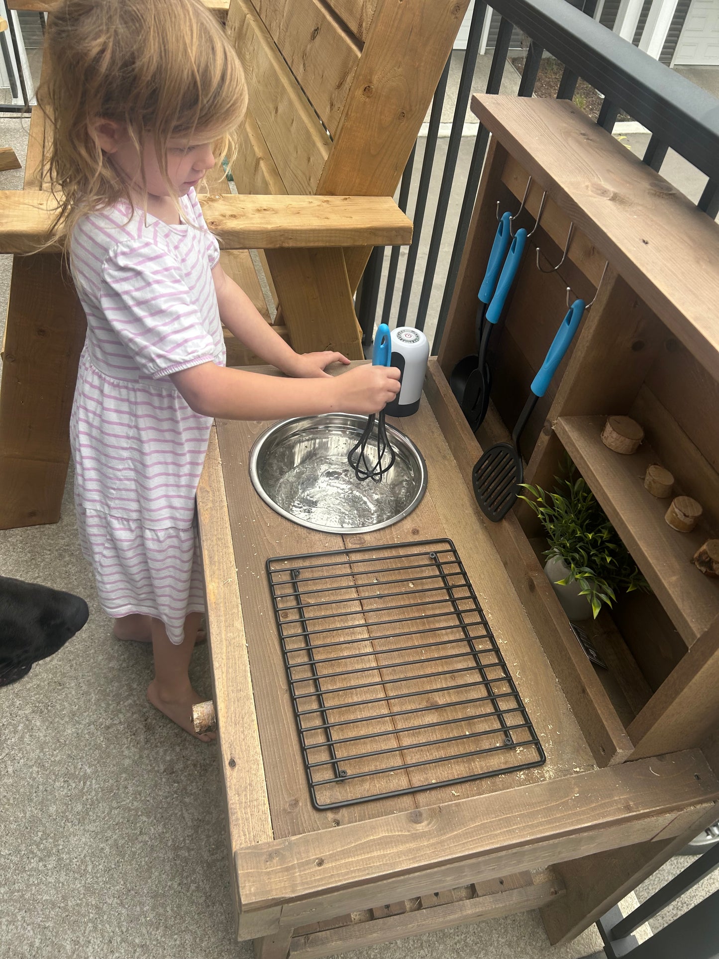 The space saver mud kitchen